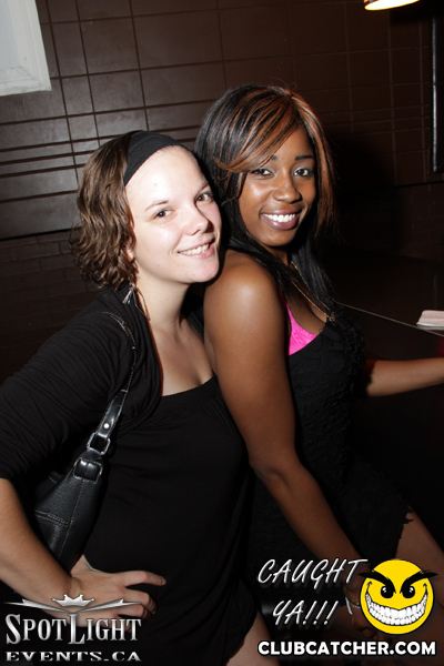 6 Degrees nightclub photo 96 - October 14th, 2011