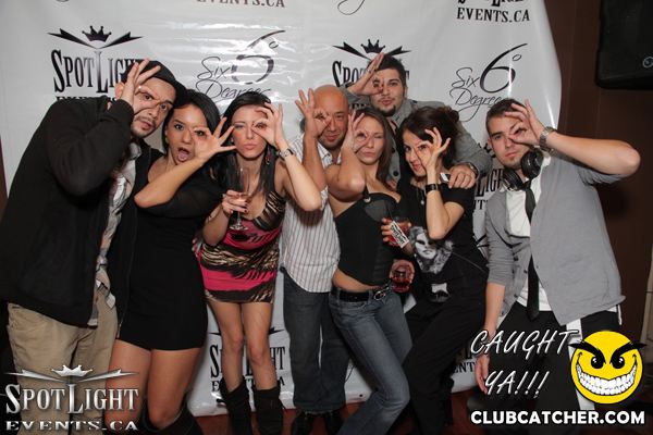 6 Degrees nightclub photo 2 - November 4th, 2011