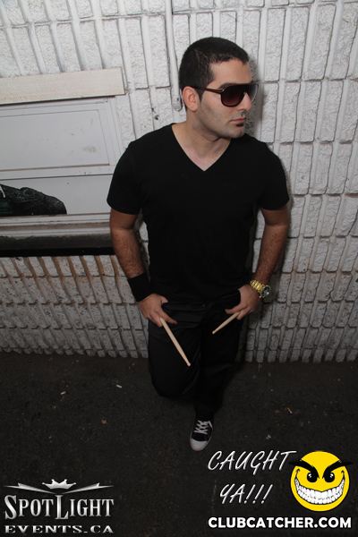 6 Degrees nightclub photo 101 - November 4th, 2011