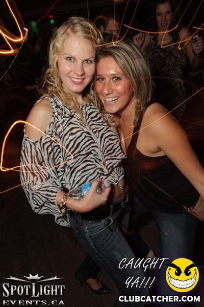 6 Degrees nightclub photo 13 - November 4th, 2011