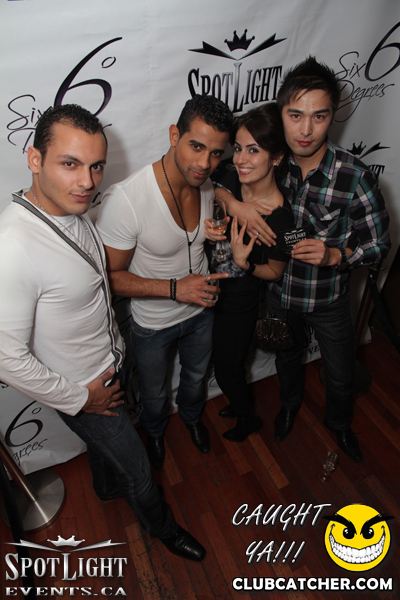 6 Degrees nightclub photo 150 - November 4th, 2011