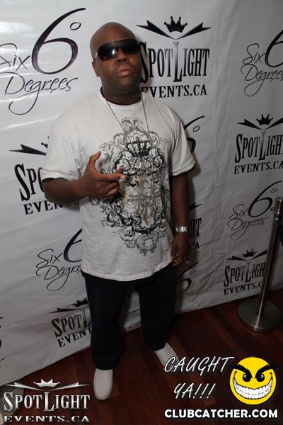 6 Degrees nightclub photo 158 - November 4th, 2011