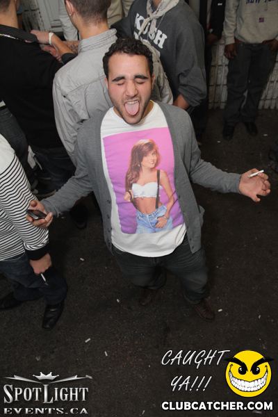 6 Degrees nightclub photo 161 - November 4th, 2011