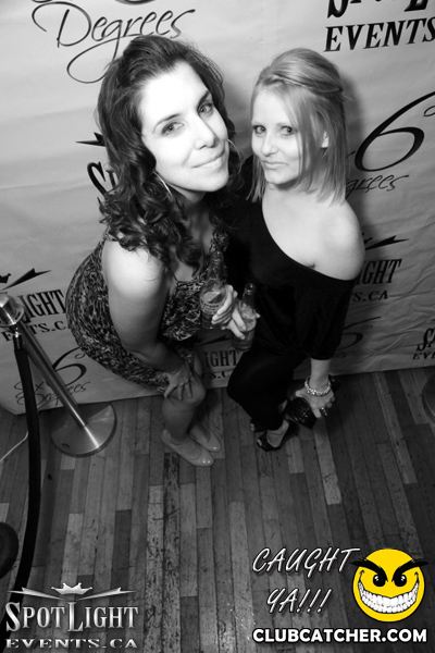 6 Degrees nightclub photo 170 - November 4th, 2011