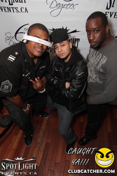 6 Degrees nightclub photo 18 - November 4th, 2011