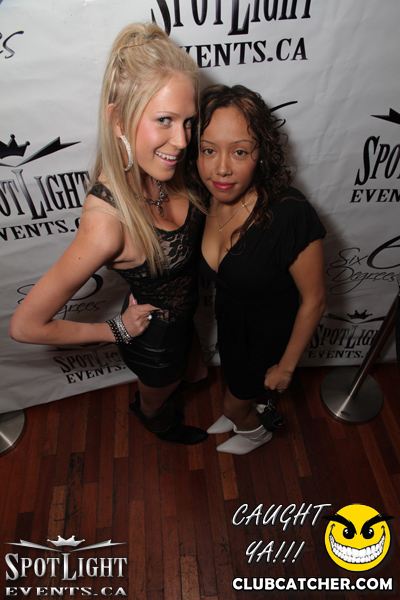 6 Degrees nightclub photo 179 - November 4th, 2011