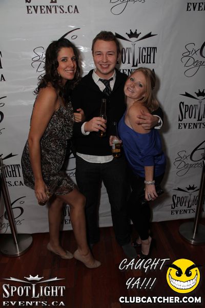 6 Degrees nightclub photo 202 - November 4th, 2011