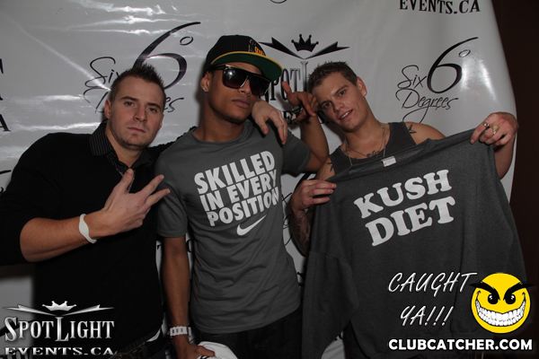 6 Degrees nightclub photo 206 - November 4th, 2011