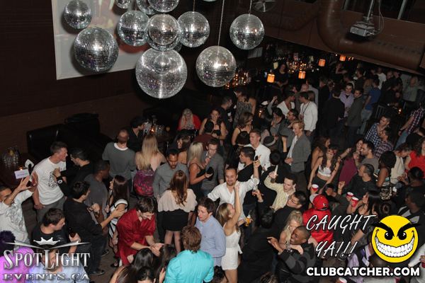 6 Degrees nightclub photo 209 - November 4th, 2011
