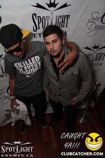 6 Degrees nightclub photo 218 - November 4th, 2011