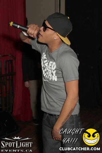 6 Degrees nightclub photo 246 - November 4th, 2011