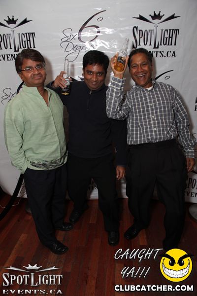 6 Degrees nightclub photo 249 - November 4th, 2011