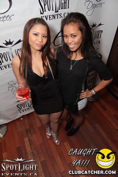 6 Degrees nightclub photo 60 - November 4th, 2011