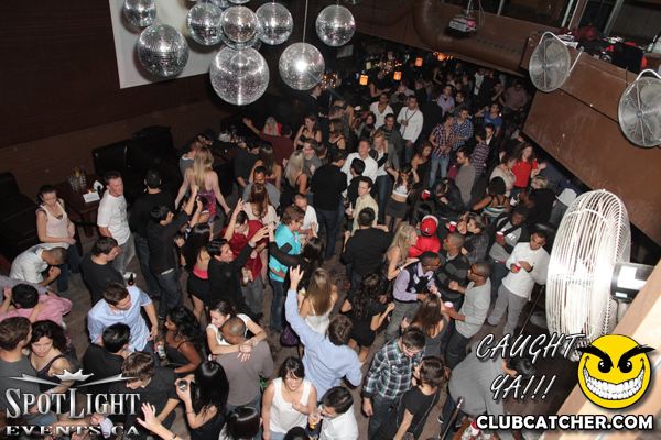 6 Degrees nightclub photo 66 - November 4th, 2011