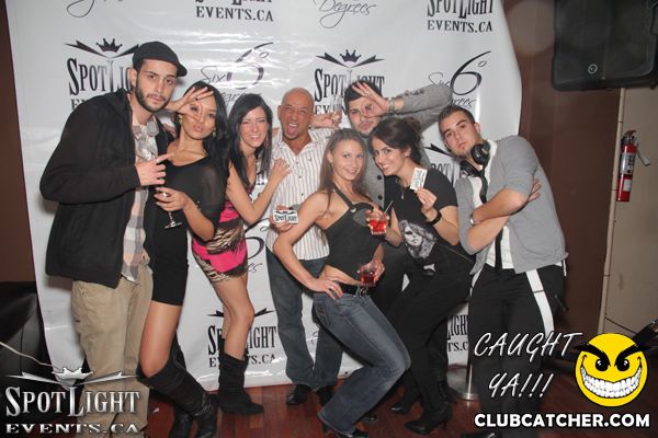 6 Degrees nightclub photo 76 - November 4th, 2011