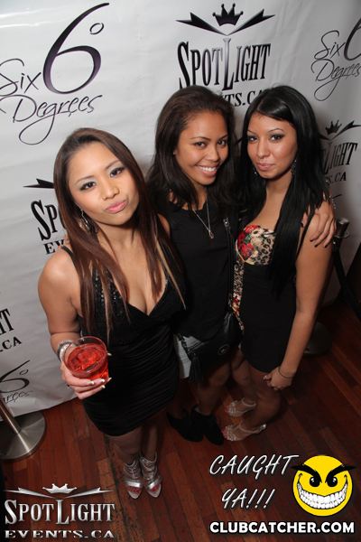 6 Degrees nightclub photo 96 - November 4th, 2011