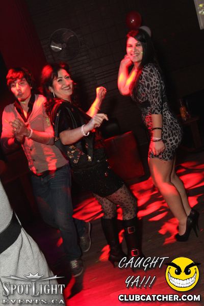 6 Degrees nightclub photo 125 - December 9th, 2011