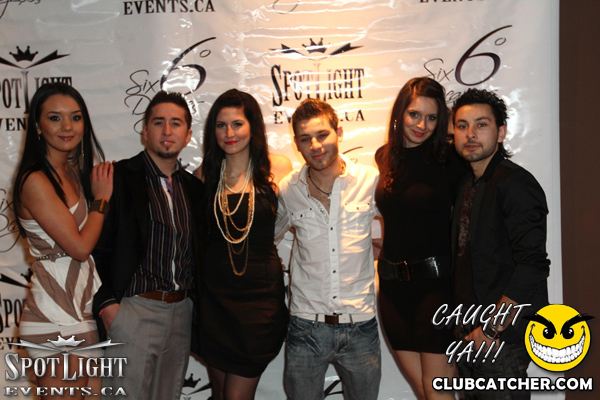 6 Degrees nightclub photo 140 - December 9th, 2011