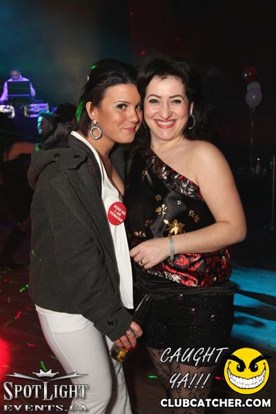 6 Degrees nightclub photo 18 - December 9th, 2011