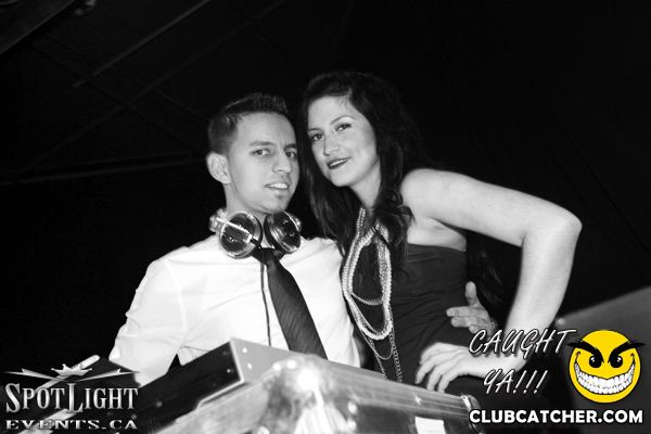 6 Degrees nightclub photo 204 - December 9th, 2011