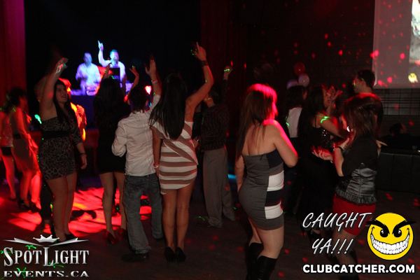 6 Degrees nightclub photo 206 - December 9th, 2011