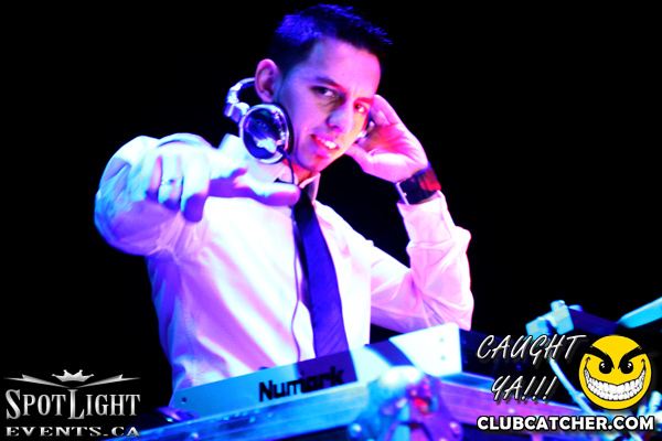 6 Degrees nightclub photo 23 - December 9th, 2011