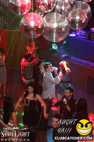 6 Degrees nightclub photo 42 - December 9th, 2011