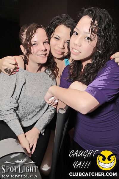 6 Degrees nightclub photo 149 - December 16th, 2011