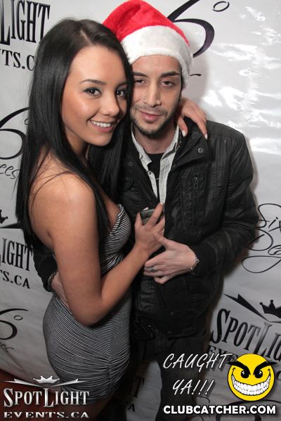 6 Degrees nightclub photo 83 - December 16th, 2011