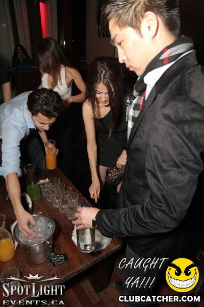 6 Degrees nightclub photo 85 - December 16th, 2011