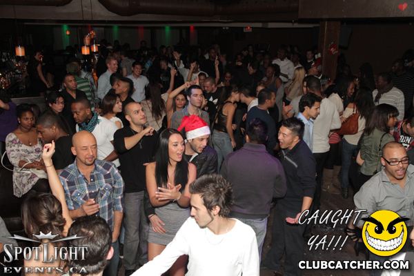 6 Degrees nightclub photo 10 - December 16th, 2011