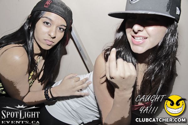 6 Degrees nightclub photo 111 - January 6th, 2012