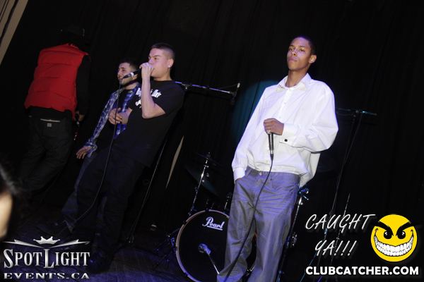 6 Degrees nightclub photo 122 - January 6th, 2012