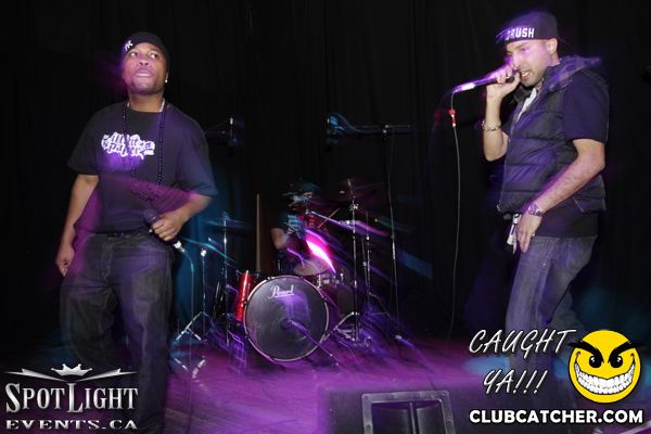 6 Degrees nightclub photo 130 - January 6th, 2012