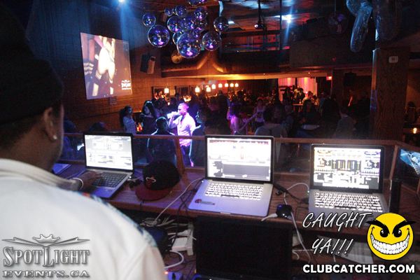 6 Degrees nightclub photo 15 - January 6th, 2012