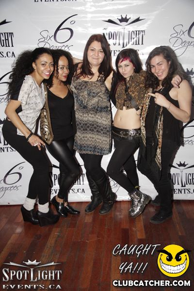6 Degrees nightclub photo 3 - January 6th, 2012