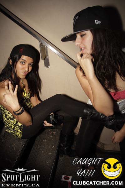 6 Degrees nightclub photo 10 - January 6th, 2012