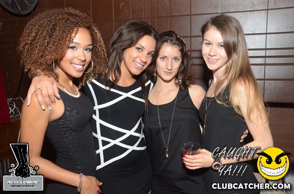 6 Degrees nightclub photo 2 - October 4th, 2013