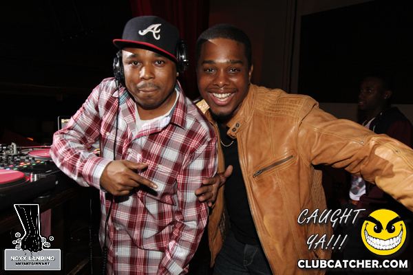 6 Degrees nightclub photo 104 - September 20th, 2013