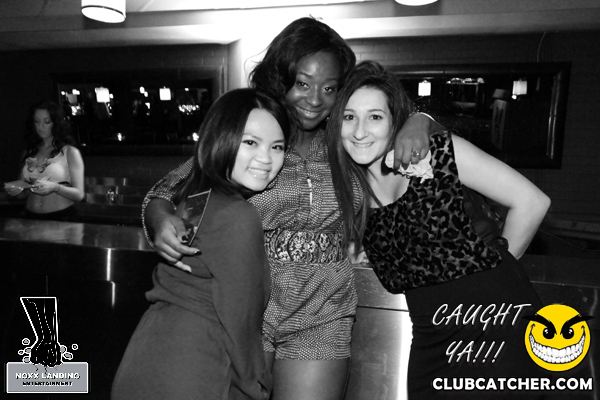 6 Degrees nightclub photo 110 - September 20th, 2013