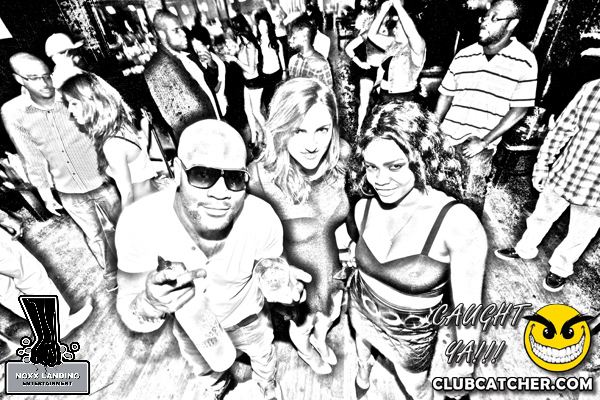 6 Degrees nightclub photo 116 - September 20th, 2013