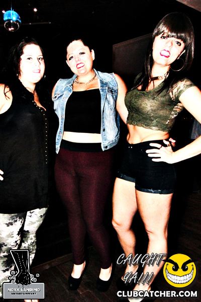 6 Degrees nightclub photo 155 - September 20th, 2013