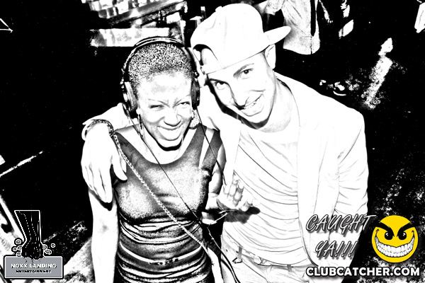 6 Degrees nightclub photo 163 - September 20th, 2013