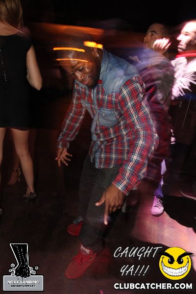 6 Degrees nightclub photo 201 - September 20th, 2013