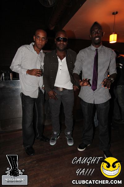 6 Degrees nightclub photo 97 - September 20th, 2013