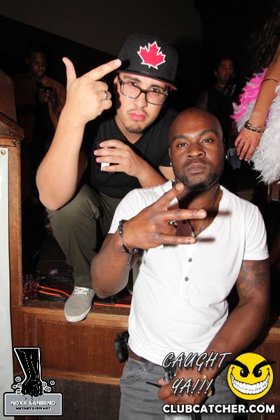 6 Degrees nightclub photo 98 - September 20th, 2013