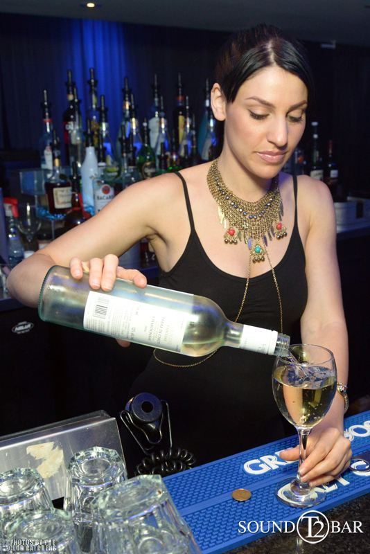 T2 lounge photo 23 - July 4th, 2015