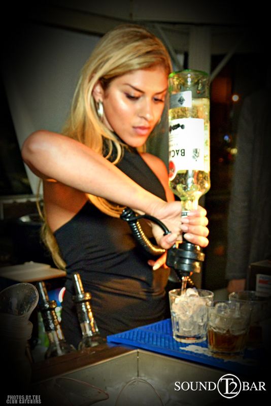 T2 lounge photo 26 - July 4th, 2015