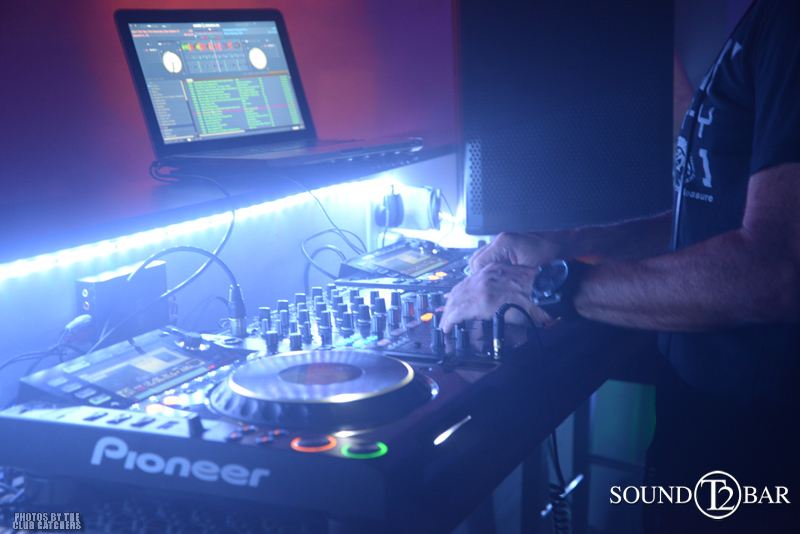 T2 lounge photo 39 - July 4th, 2015