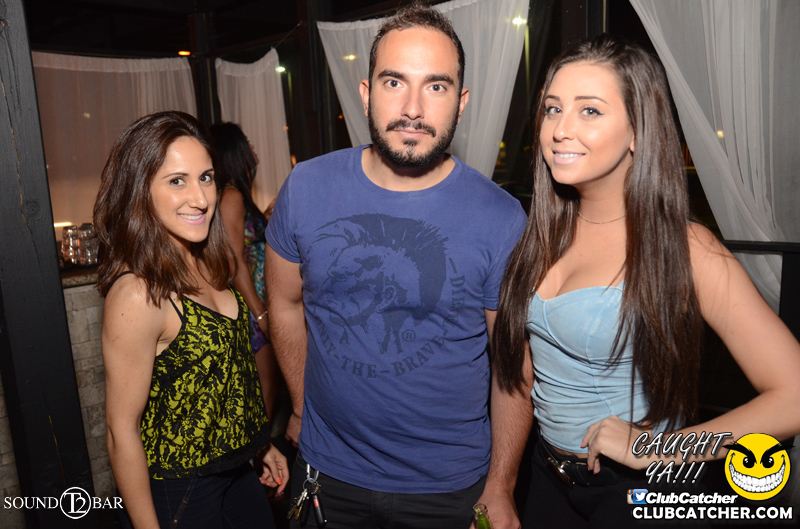 T2 lounge photo 23 - August 1st, 2015